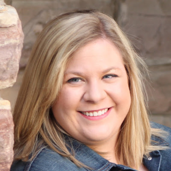 Meet your Posher, Lora - Picture 1 of 1